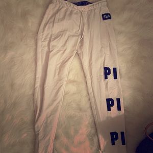 PINK Victoria's Secret Pants - Victoria secrets pink. Sweats PINK Victoria's Secret Pants - Victoria secrets pink. Sweats